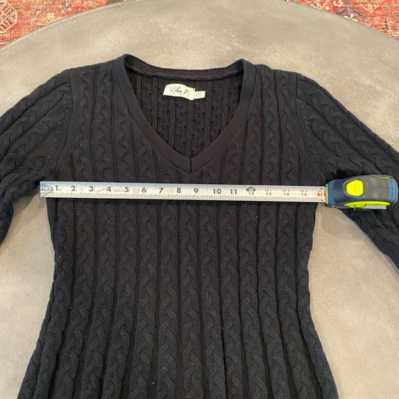 Women’s black sweater dress size small. - Picture 6 of 9